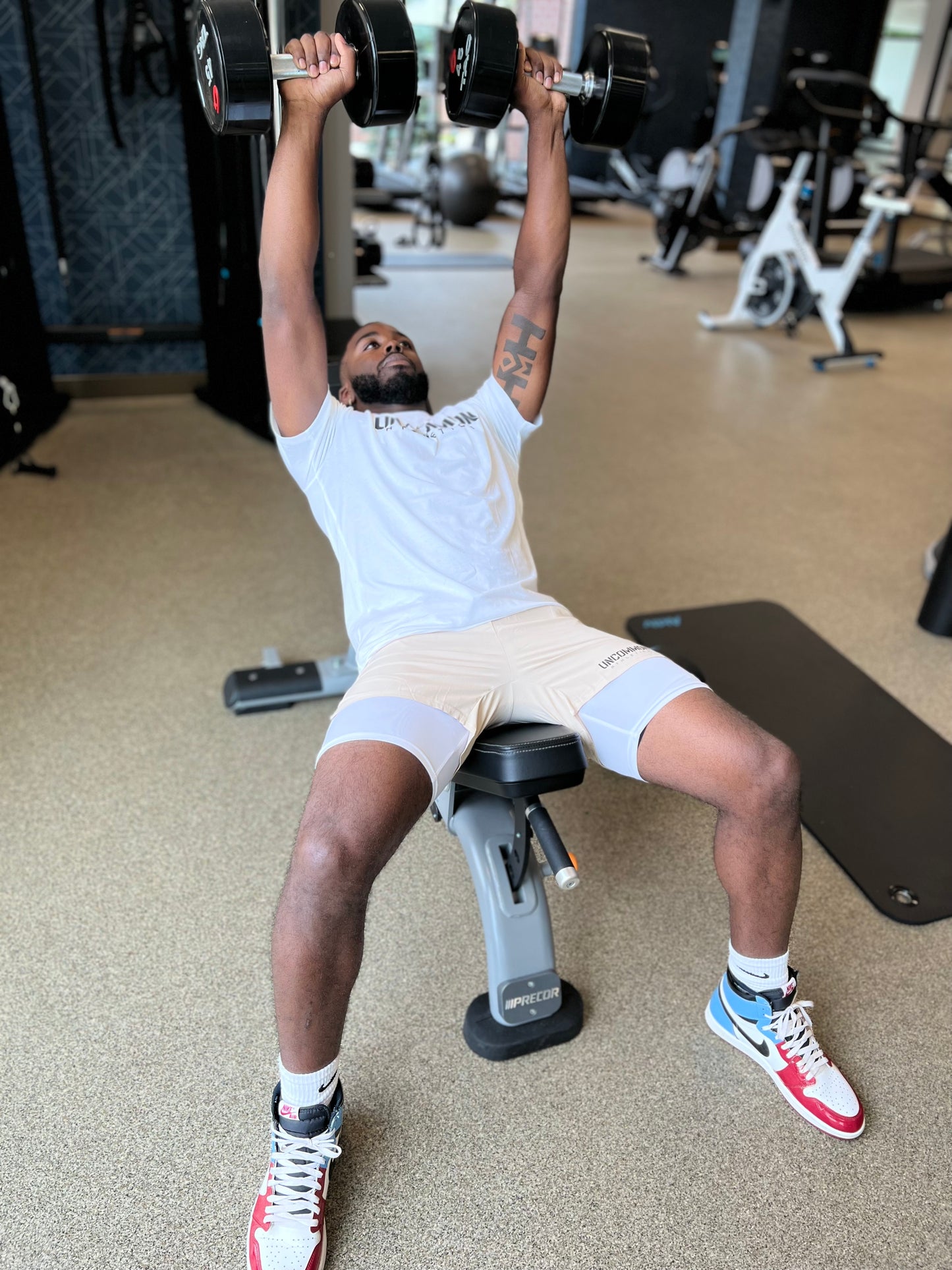 Training Shorts Cream